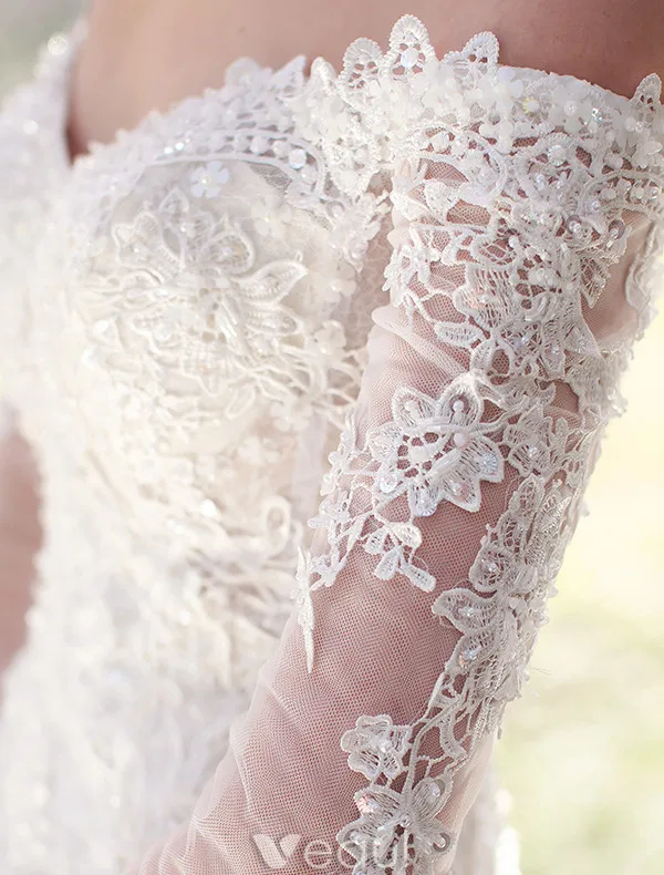 Elegant A-line Wedding Dresses 2017 Off The Shoulder Beading Applique Lace Bridal Gowns With Sleeves