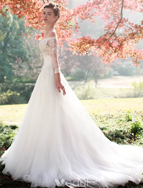 ivory lace dress wedding Ivory lace wedding dress trumpet mermaid – Bela Bridal