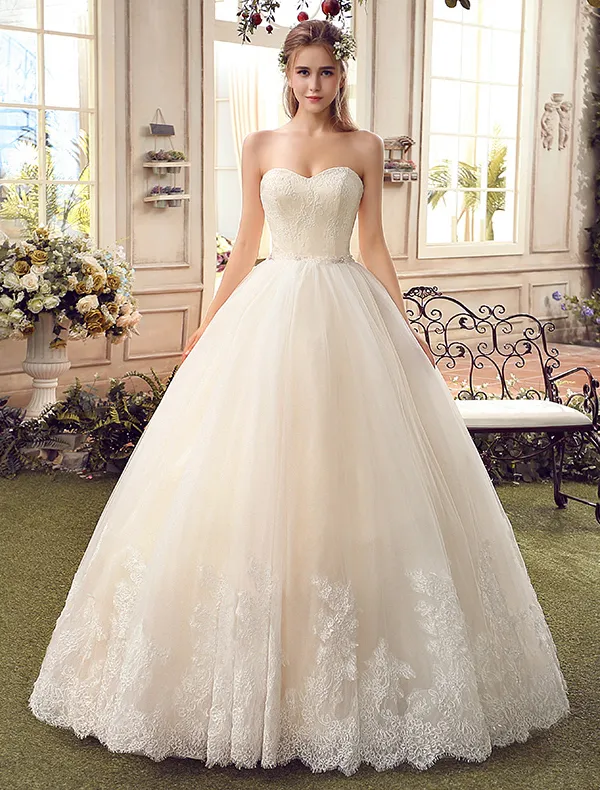 Simple Champagne Wedding Dresses 2017 Sweetheart Applique Lace Ball Gowns