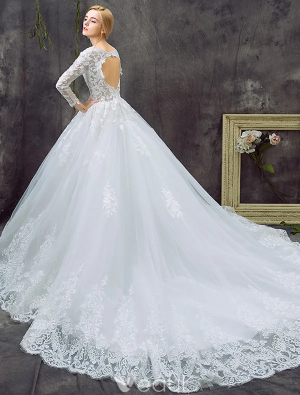 Glamorous A-line Wedding Dresses 2017 Scoop Neck Applique Lace Bridal Gowns With Train