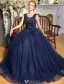 Robes De Bal Magnifique 2017 Cuillère Dentelle Col Applique Perlage Strass Bleu Marine Robe Bleue Avec Un Arc-noeud