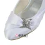 Elegante Spitse Neus Unieke Accessoires Ruche Witte Satijnen Kitten Heels Bruidsschoenen Trouwsschoenen