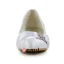 Elegante Spitse Neus Unieke Accessoires Ruche Witte Satijnen Kitten Heels Bruidsschoenen Trouwsschoenen
