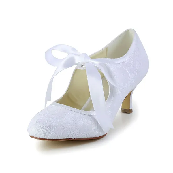 Chic Round Toe Mid Heels White Lace Pumps Bridal Wedding Shoes With Bow