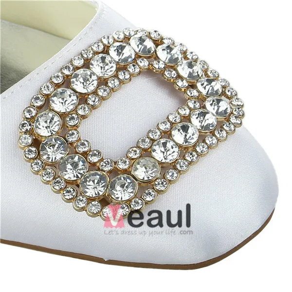 Classic Round Toe Mid Heels White Satin Pumps Bridal Wedding Shoes With Rhinestone