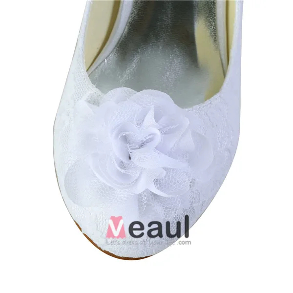 Beautiful Stiletto Heel Pumps White Lace Bridal Wedding Shoes With Hand-made Flower