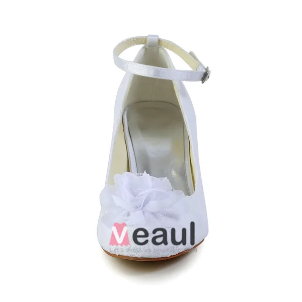 Beautiful Stiletto Heel Pumps White Lace Bridal Wedding Shoes With Hand-made Flower