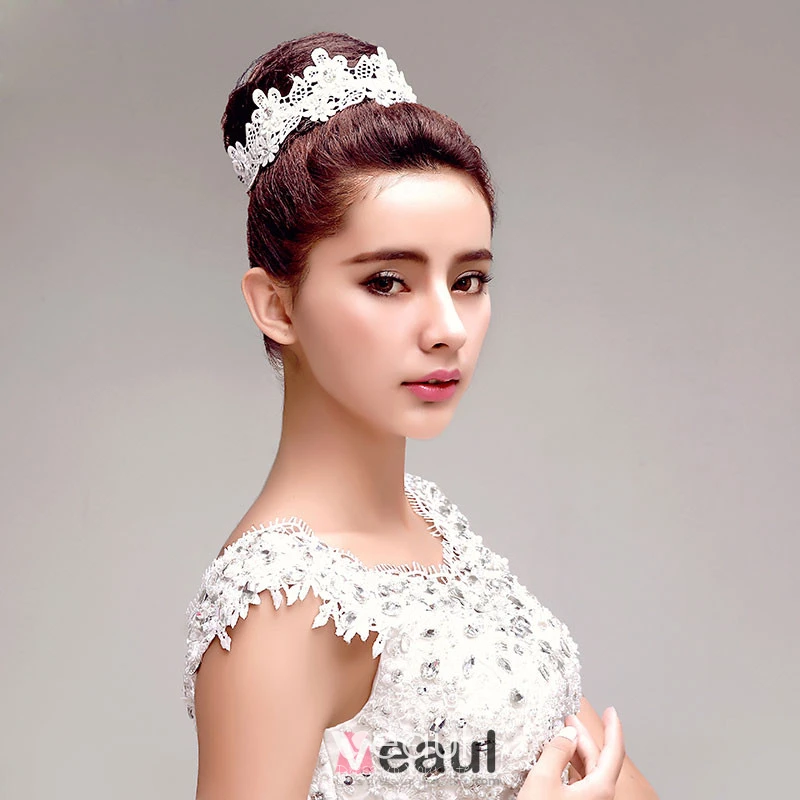 https://img.veaul.com/catalog/product/images/bridal-hair-accessories/1047/1047_1.jpg