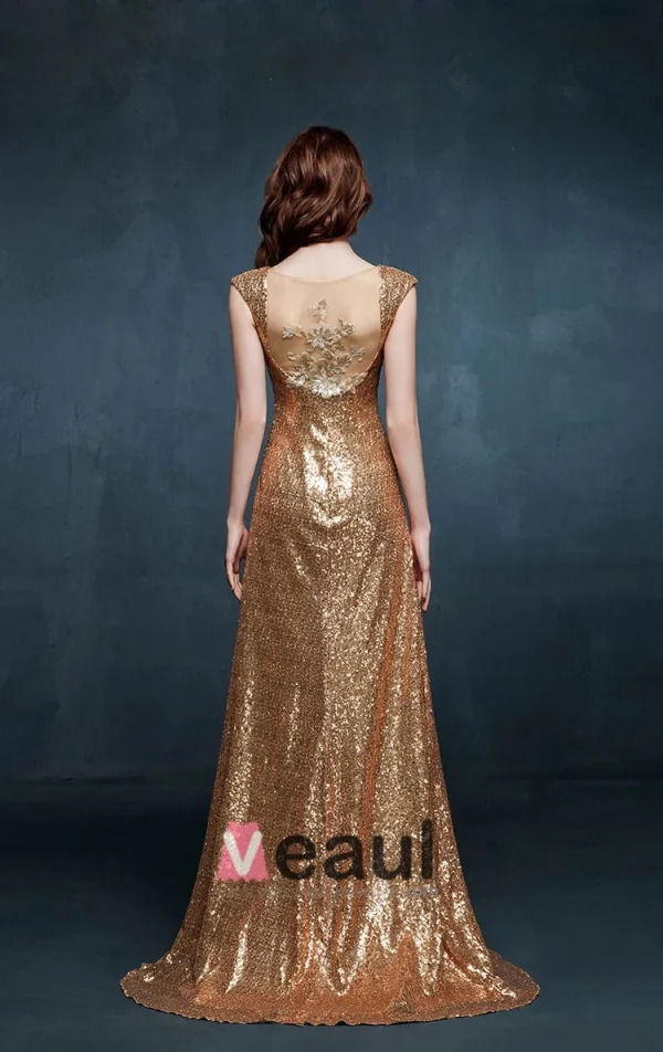 Epaules Slim Doree Robe De Soirée