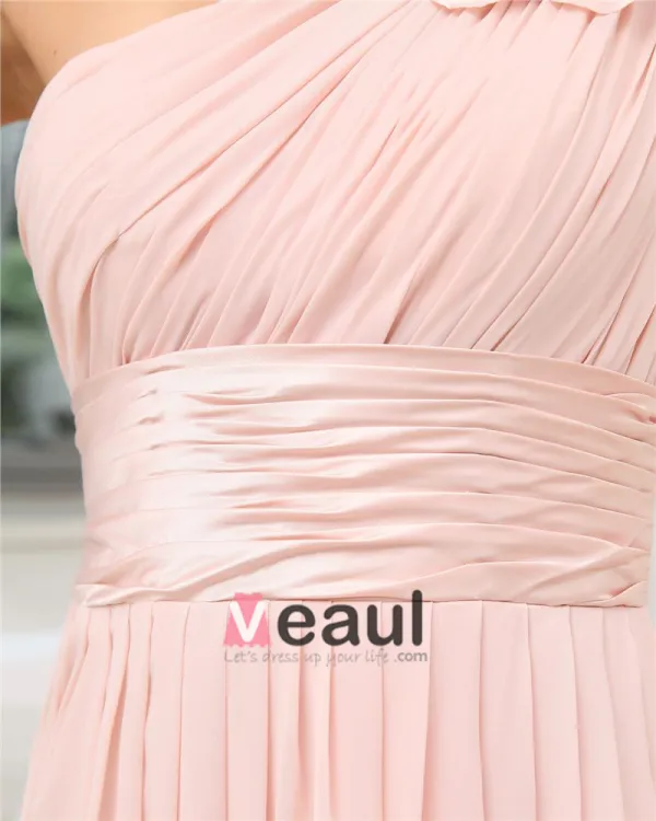 Une Epaule Plisse Fleur Sans Manches Zippee Etage Longueur Robe De Mousseline De Demoiselle D'honneur Femme