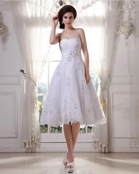 Charming Satin Yarn Beading Ruffle Sweetheart Short Bridal Gown Wedding Dress