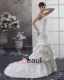 Satin Rüschen Trägerlosen Blumendekor Kapelle Mermaid Brautkleid Hochzeitskleider