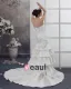Satin Rüschen Trägerlosen Blumendekor Kapelle Mermaid Brautkleid Hochzeitskleider