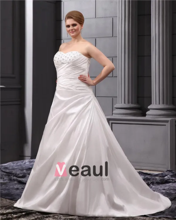 Satin Sweetheart Tribunal De Ruche Plus La Robe De Mariage De Taille