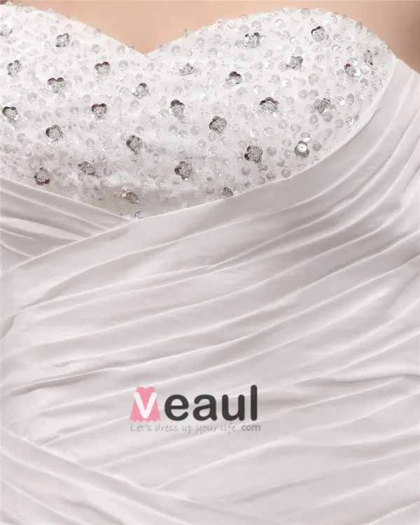 Satin Sweetheart Tribunal De Ruche Plus La Robe De Mariage De Taille