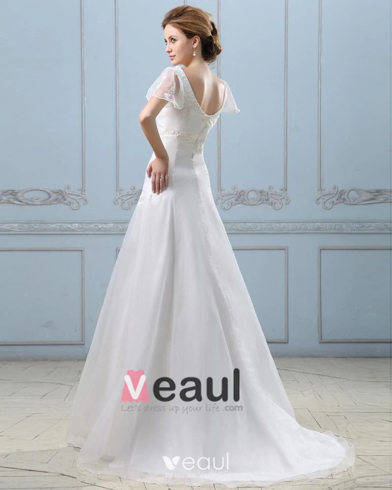 Sheath Wedding Dress With V-neckline And Lace Appliqué