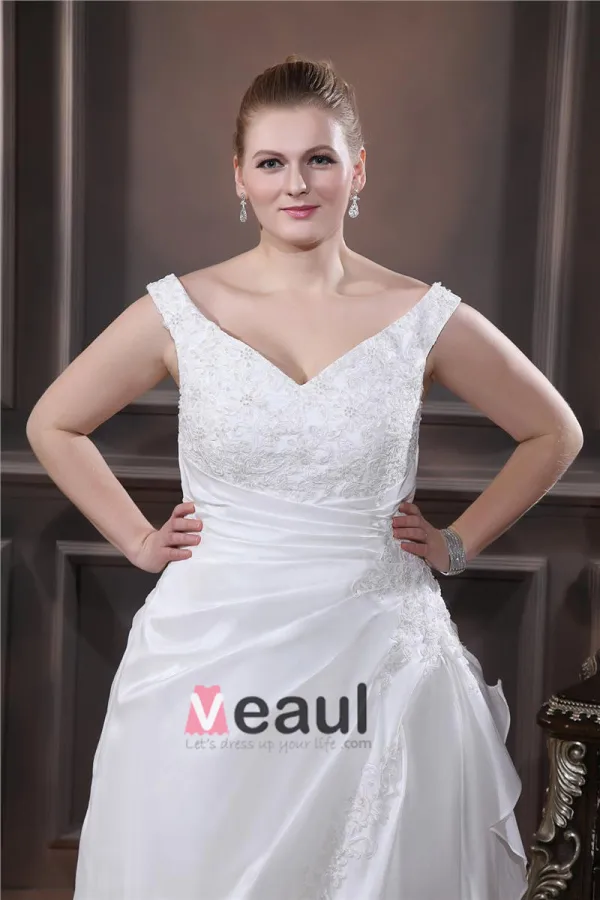 Taffeta Beading Applique V Neck Court Plus Size Bridal Gown Wedding Dress