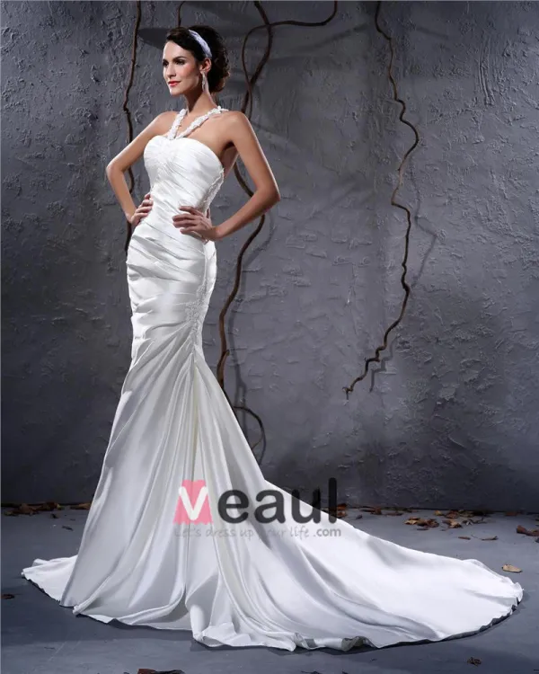 Elegant Satin Plisse Applique Halter Longueur Robe De Mariée Fourreau