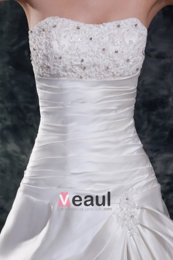 Satin A Volants Paillettes Sweetheart Les Trains Tribunal Robe De Mariée Fourreau
