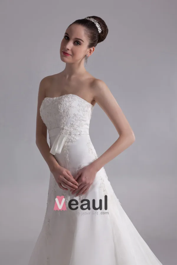Strapless Applique Floor Length Organza Empire Wedding Dress