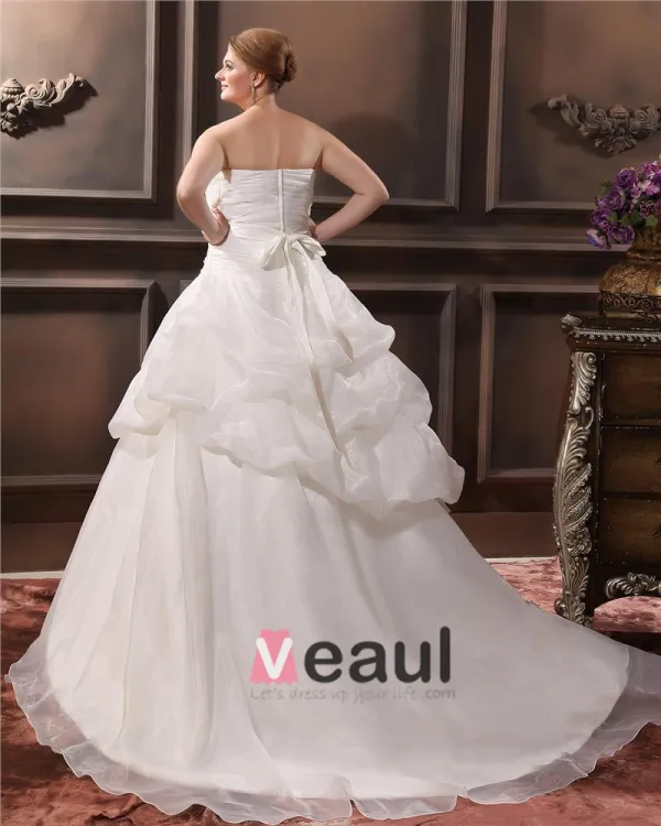 Elegant A-Line Sweetheart Sleeveless Floor-Length Yarn Plus Size Wedding Dresses