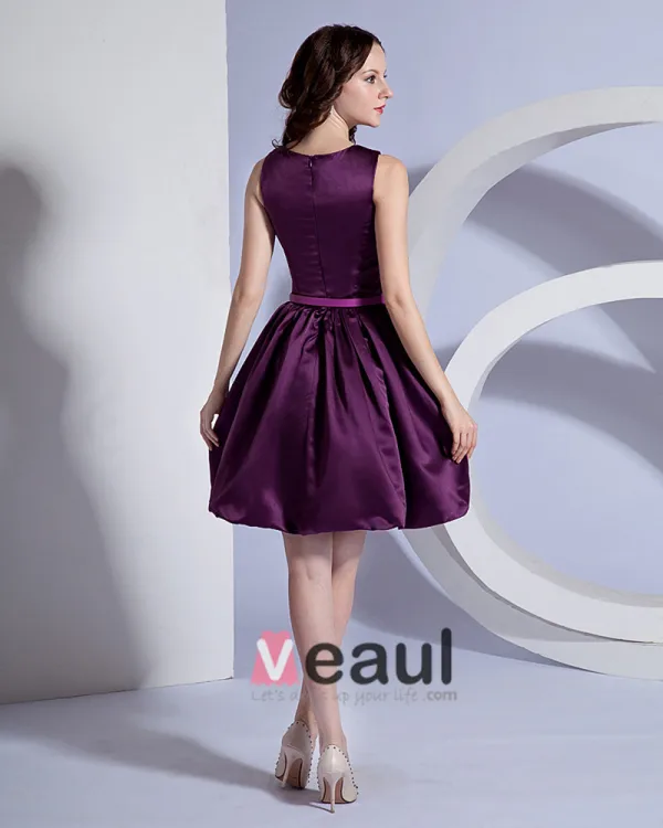 Taffeta Bateau Sleeveless Knee Length Bridesmaid Dress