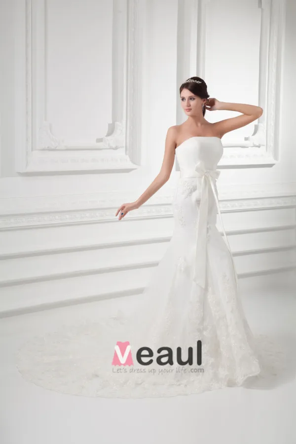 Applique De Tulle Perlage Noeud Bretelles Les Trains Tribunal Robe De Mariée Sirène