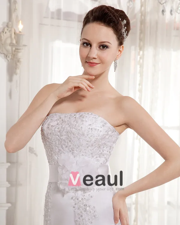 Satin Perles Appliques Bretelles Train Chapelle Robes De Mariée De La Gaine