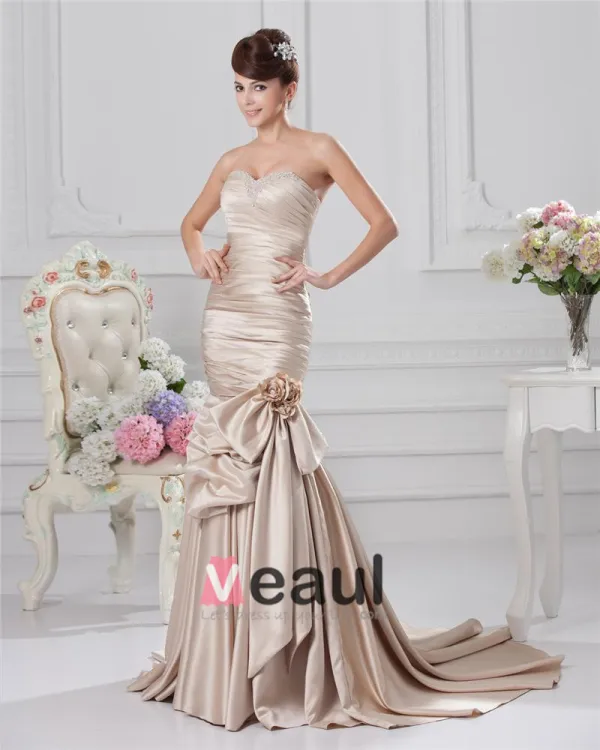 Sweetheart Pleated Floor Length Bowknot Satin Sheath Wedding Dress