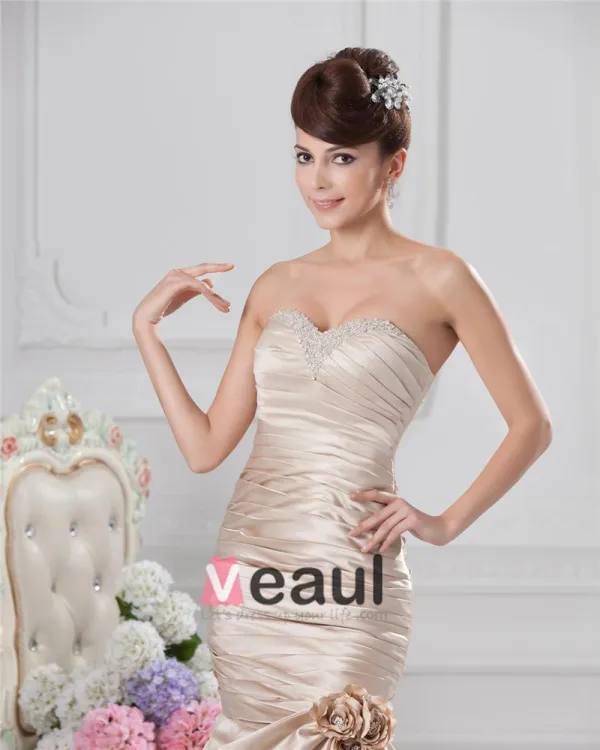 Sweetheart Pleated Floor Length Bowknot Satin Sheath Wedding Dress