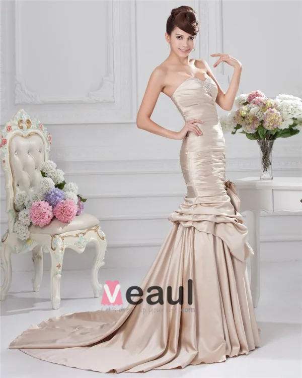 Sweetheart Pleated Floor Length Bowknot Satin Sheath Wedding Dress