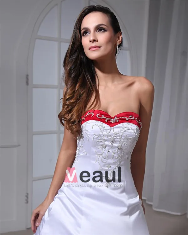 Ball-Gown Sweetheart Court Train Satin Wedding Dress With Embroidered Beading Sequins