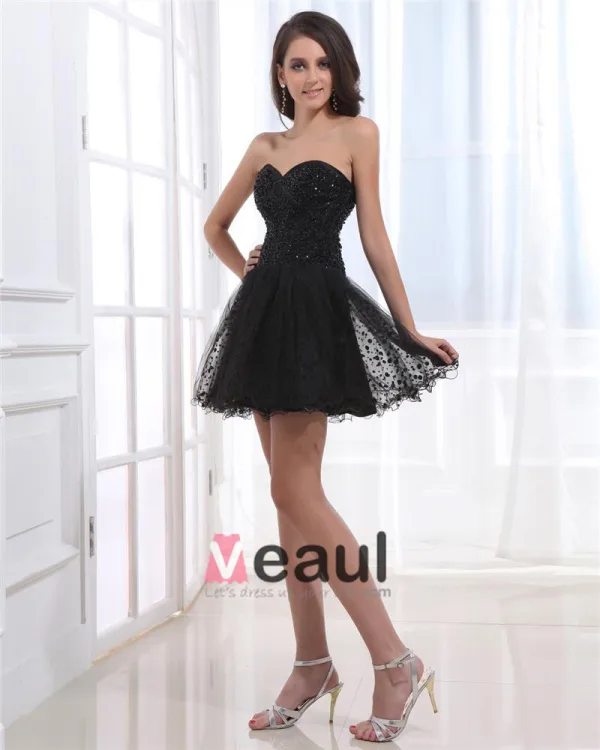 Satin Gasbind Beading Kjaereste Rygglose Glidelas Ermelos Plissert Mini Cocktail Kjoler Festkjoler