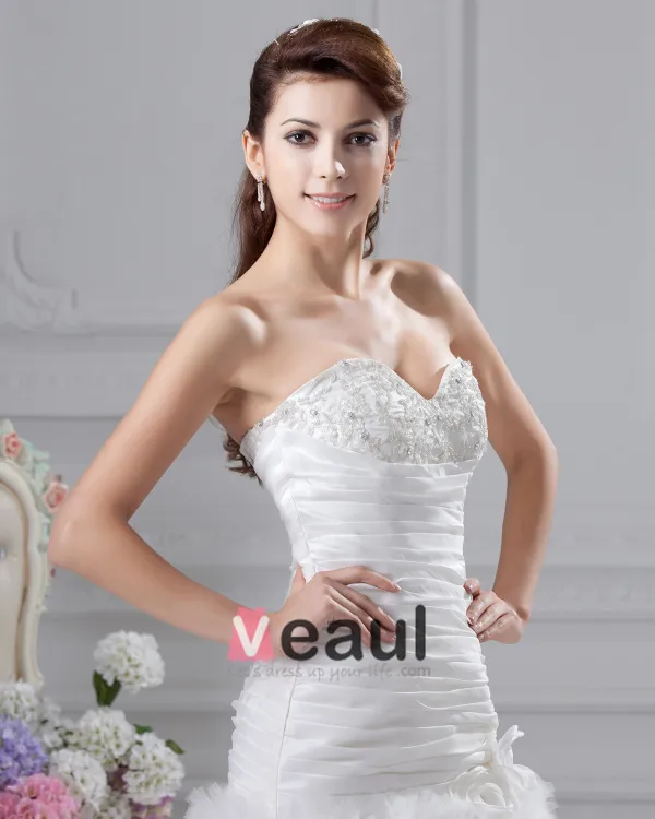 Flower Ruffle Sweetheart Court Empire Bridal Gown Wedding Dress