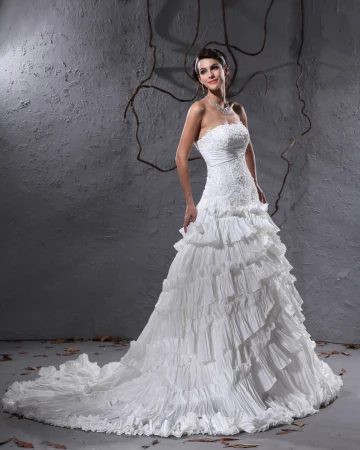 Rüschen Geschichteten Spitze Gericht Reich Brautkleider Hochzeitskleid