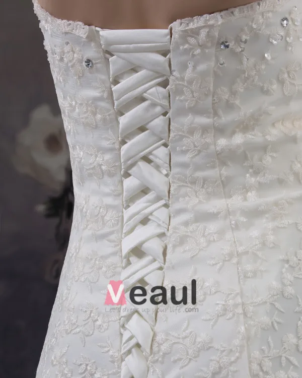 Sweetheart Beading Floor Length Lace Empire Wedding Dress