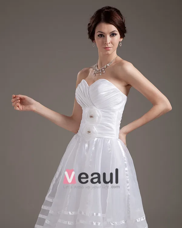 Elegant Strapless Applique Satin Yarn Short Wedding Dresses