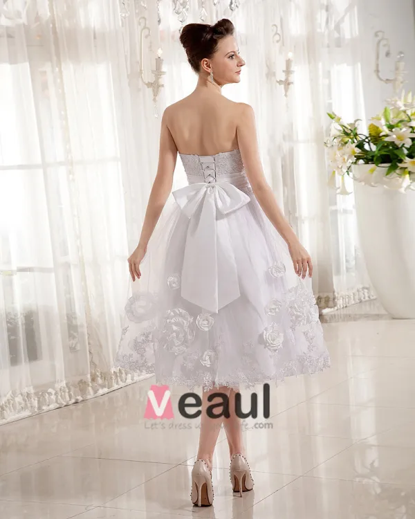Blumen-tulle Charmeuse Sleeveless Schatz Kurz Brautkleider