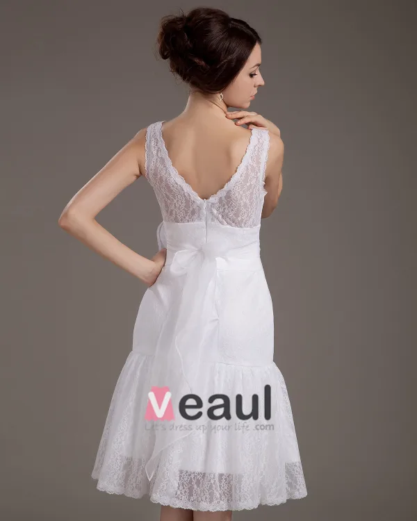 V-Neck Lace Handmade Flower Mini Wedding Dresses