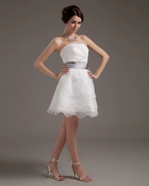 Yarn Layered Ruffle Strapless Short Bridal Gown Wedding Dress