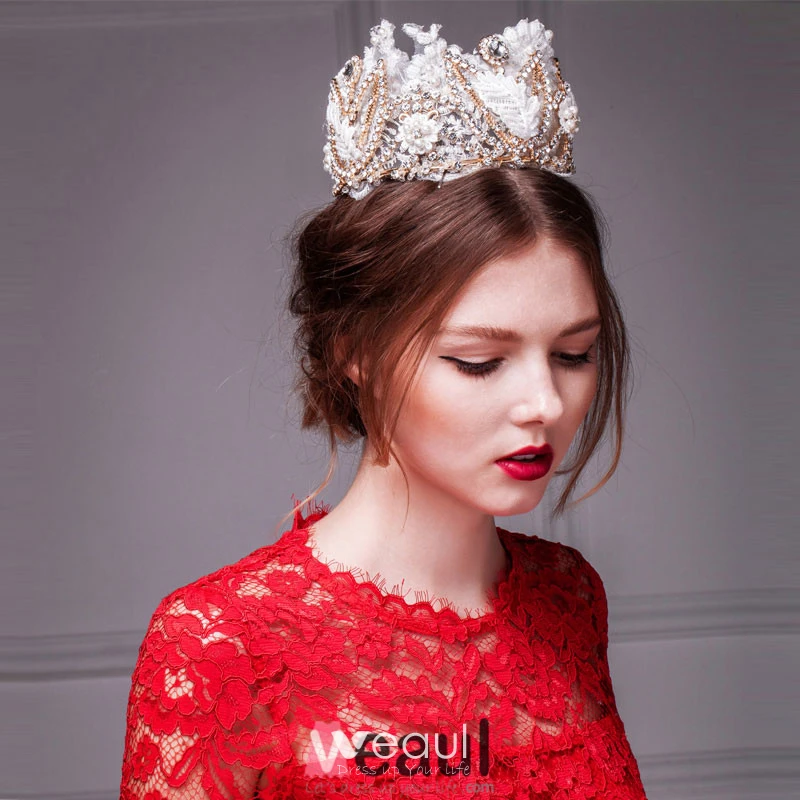 Red Lace Tiara