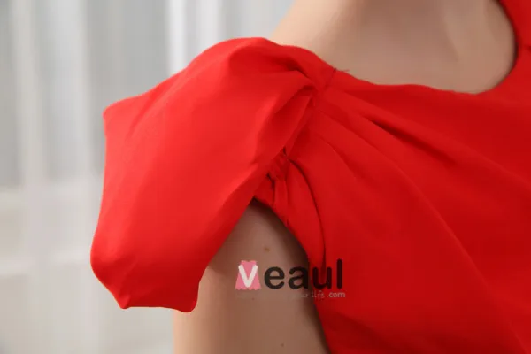 Autour Du Cou De Petale Douille Genou Longueur Robe De Soie De Demoiselle D'honneur Femme Du Concepteur