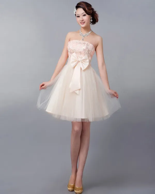 Applique Bow Decoration Strapless Knee Length Tulle Bridesmaid Dress
