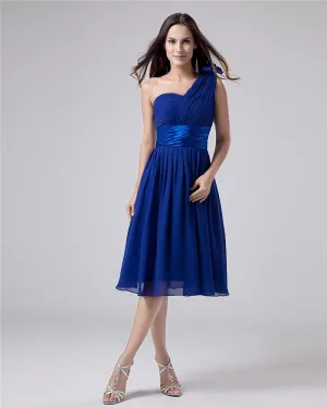 Chiffon En Skulder Sash Knelange Brudepikekjoler