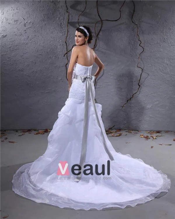 Elegant Satin Yarn Flower Beaded Sweetheart Floor Length Mermaid Wedding Dress