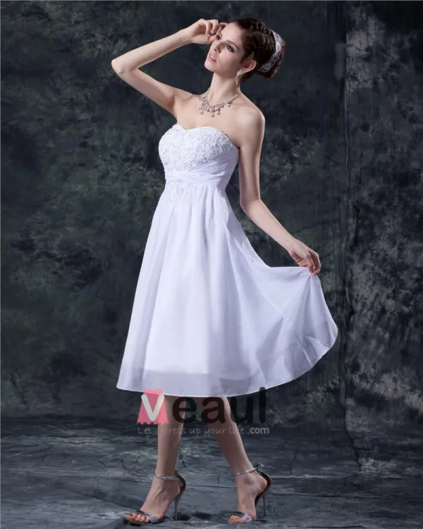 Embroidery Strapless Knee Length Wedding Dress
