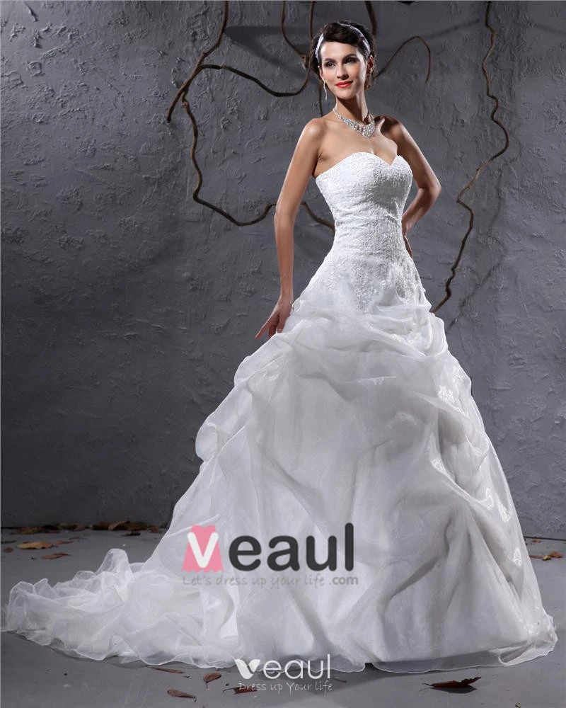 Modest / Simple White Satin Corset Wedding Dresses 2020 Ball Gown  Sweetheart Sleeveless Court Train Ruffle