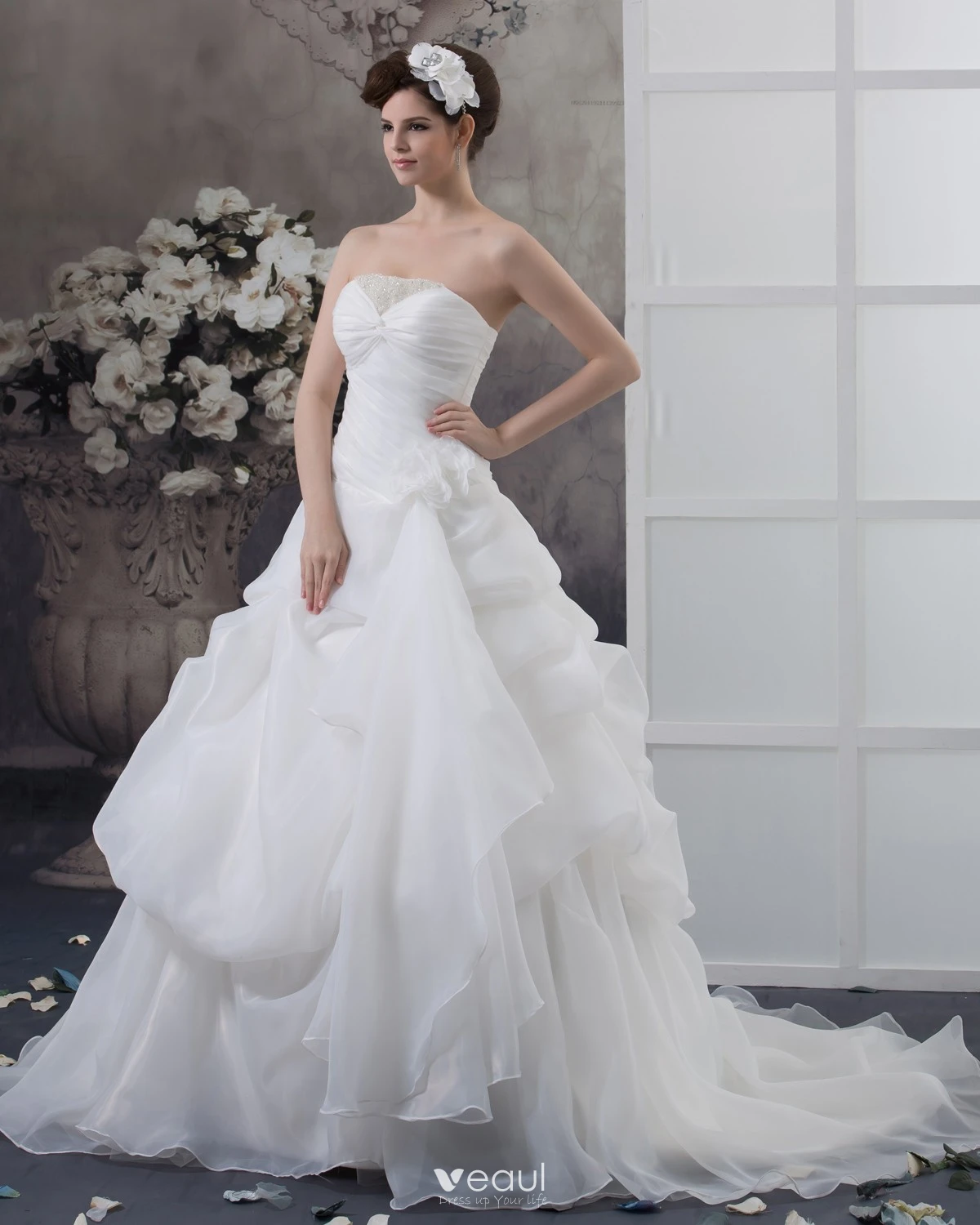 A line sale ruffle wedding dress