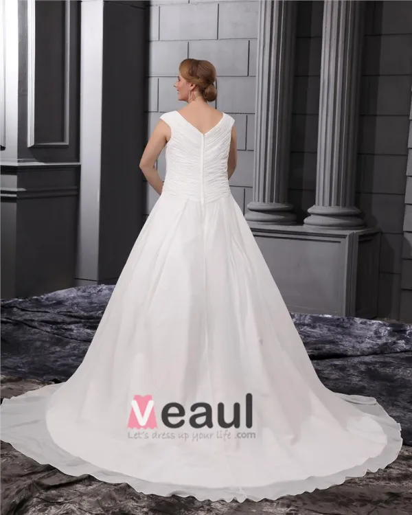 Chiffon Satin Ruffle V-Neck Court Plus Size Bridal Gown Wedding Dress