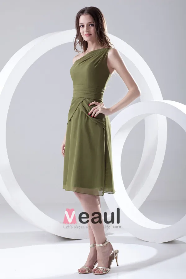 Fashion Chiffon Pleated Sloping Sleeveless Knee Length Bridesmaid Dress